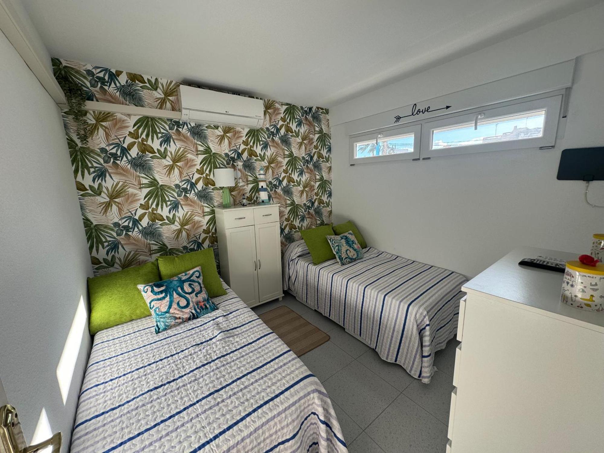 Apartamento Muchavista Primera Linea De Playa By El Conserje El Campello Kültér fotó