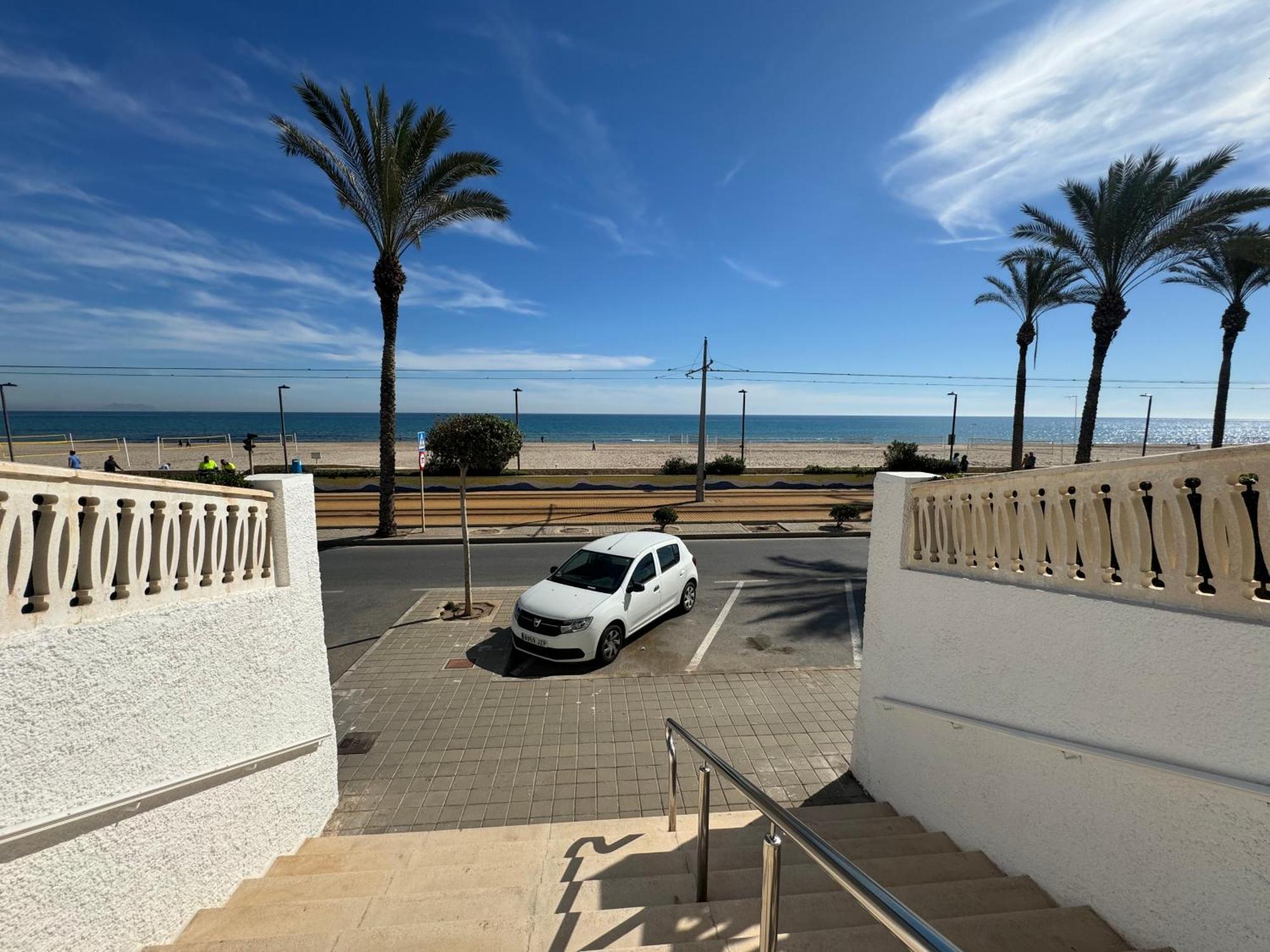 Apartamento Muchavista Primera Linea De Playa By El Conserje El Campello Kültér fotó